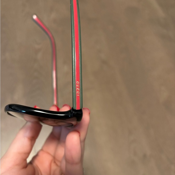 Gucci sunglasses/ Lunettes Gucci - Picture 5 of 9